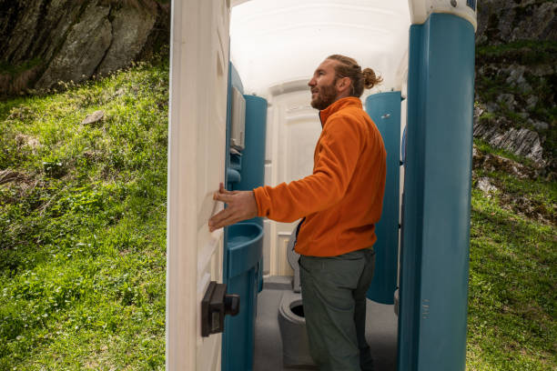 Best Porta potty rental near me  in Stuart, IA