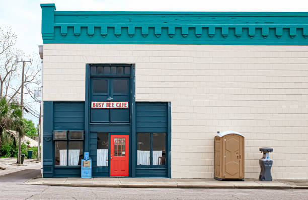 Best Porta potty delivery and setup  in Stuart, IA